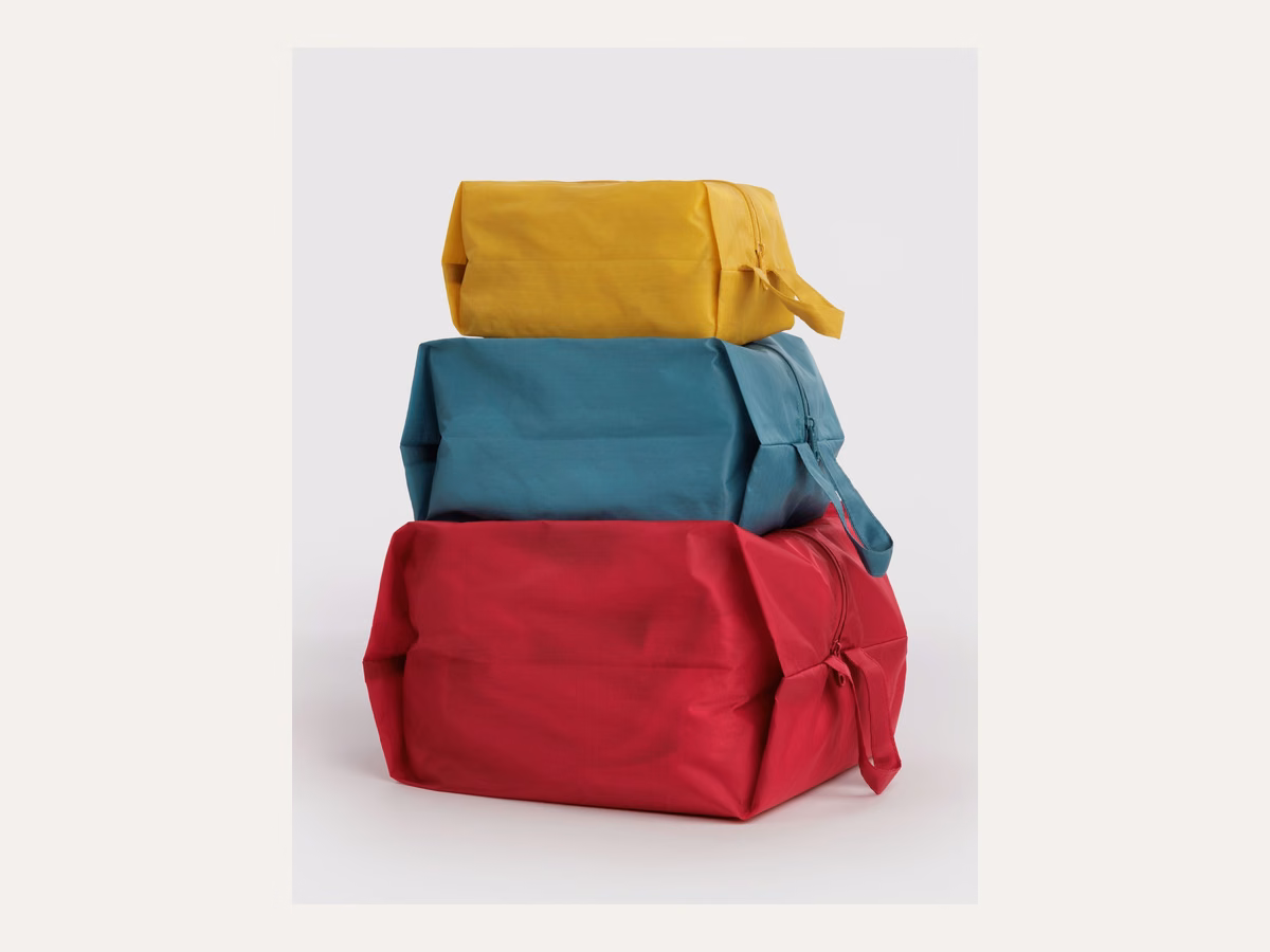 BAGGU 3D Zip Set in three bright colors